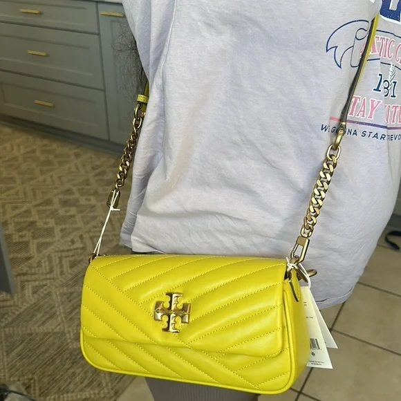 SMALL KIRA CHEVRON FLAP SHOULDER BAG - Picture 13 of 13